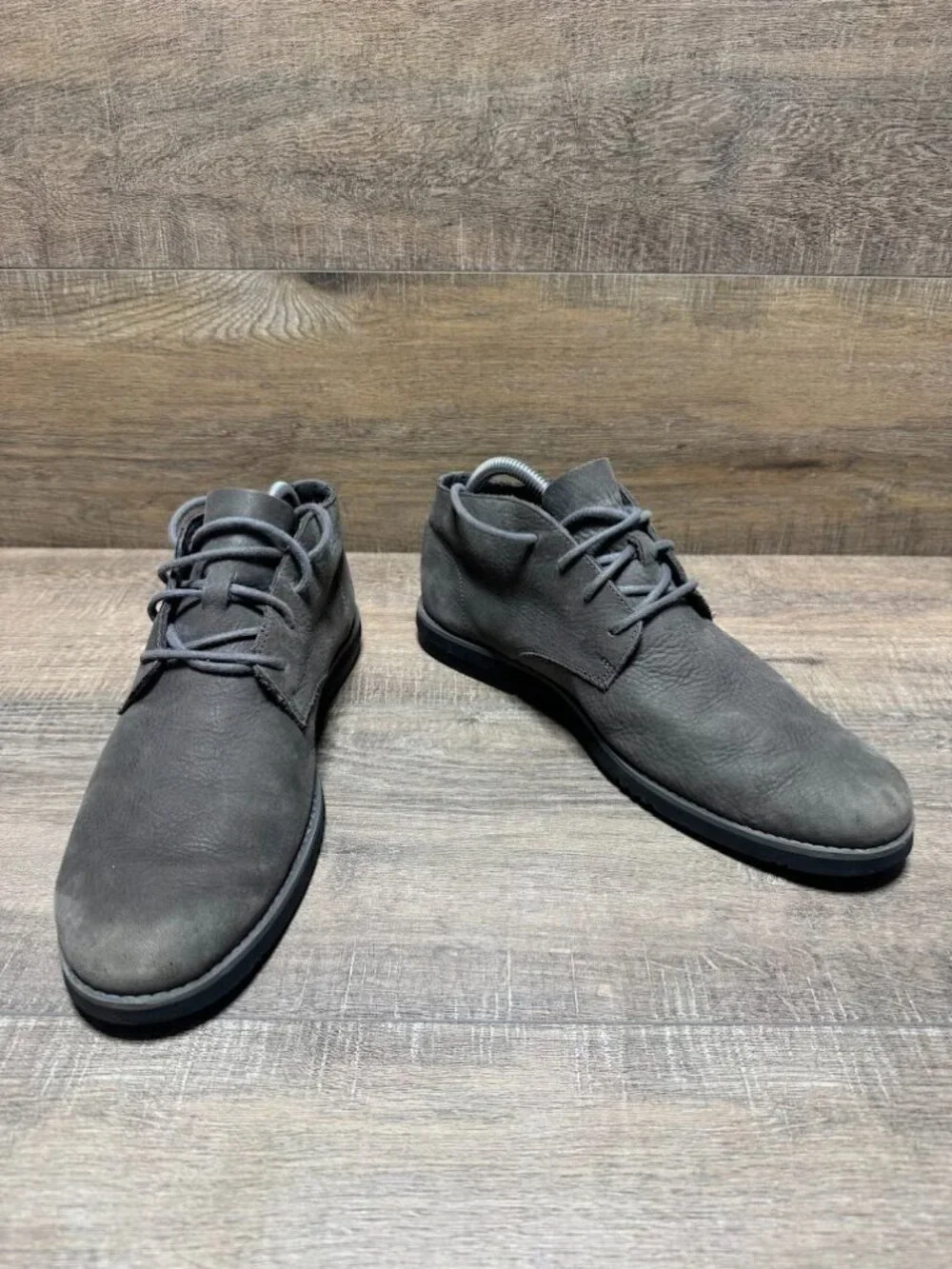 Timberland Gray Suede Chukka Boots Men's Size 9